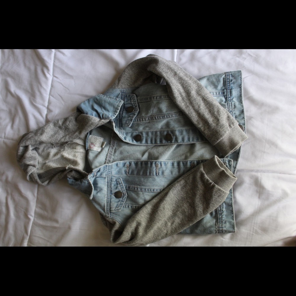Light blue jeans jacket with grey frabric sleeves